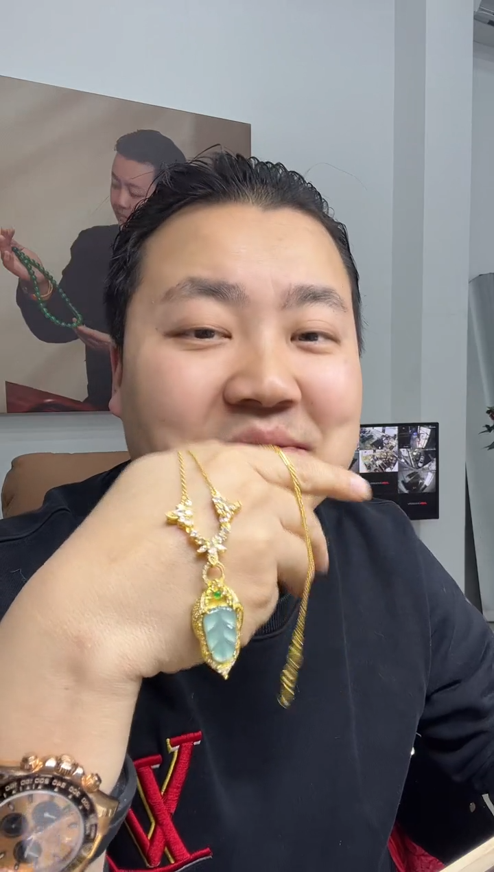 【闪购商品】翡翠颈饰未镶嵌吊坠