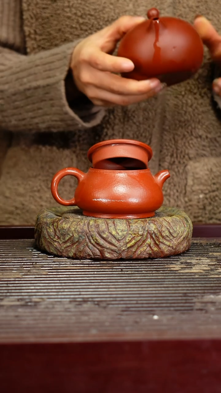 宜兴原矿紫砂壶茶壶宜兴原矿紫砂壶茶壶130C