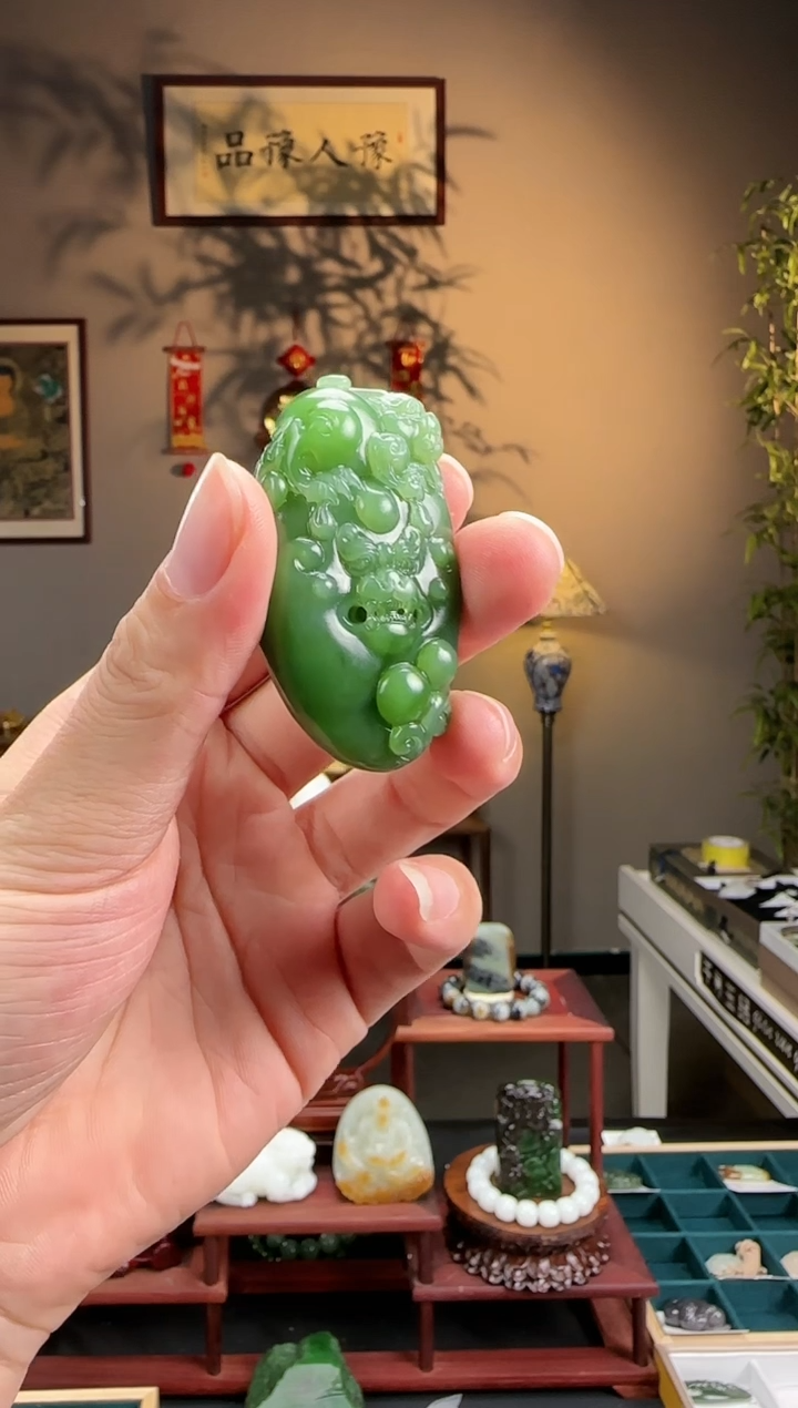【闪购商品】和田玉吊坠未镶嵌碧玉貔貅兽面h563