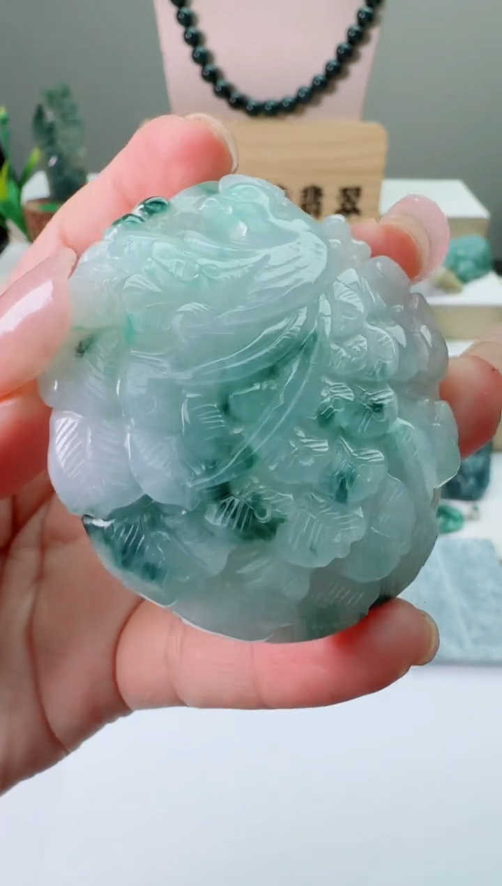 翡翠未镶嵌颈饰1111111111