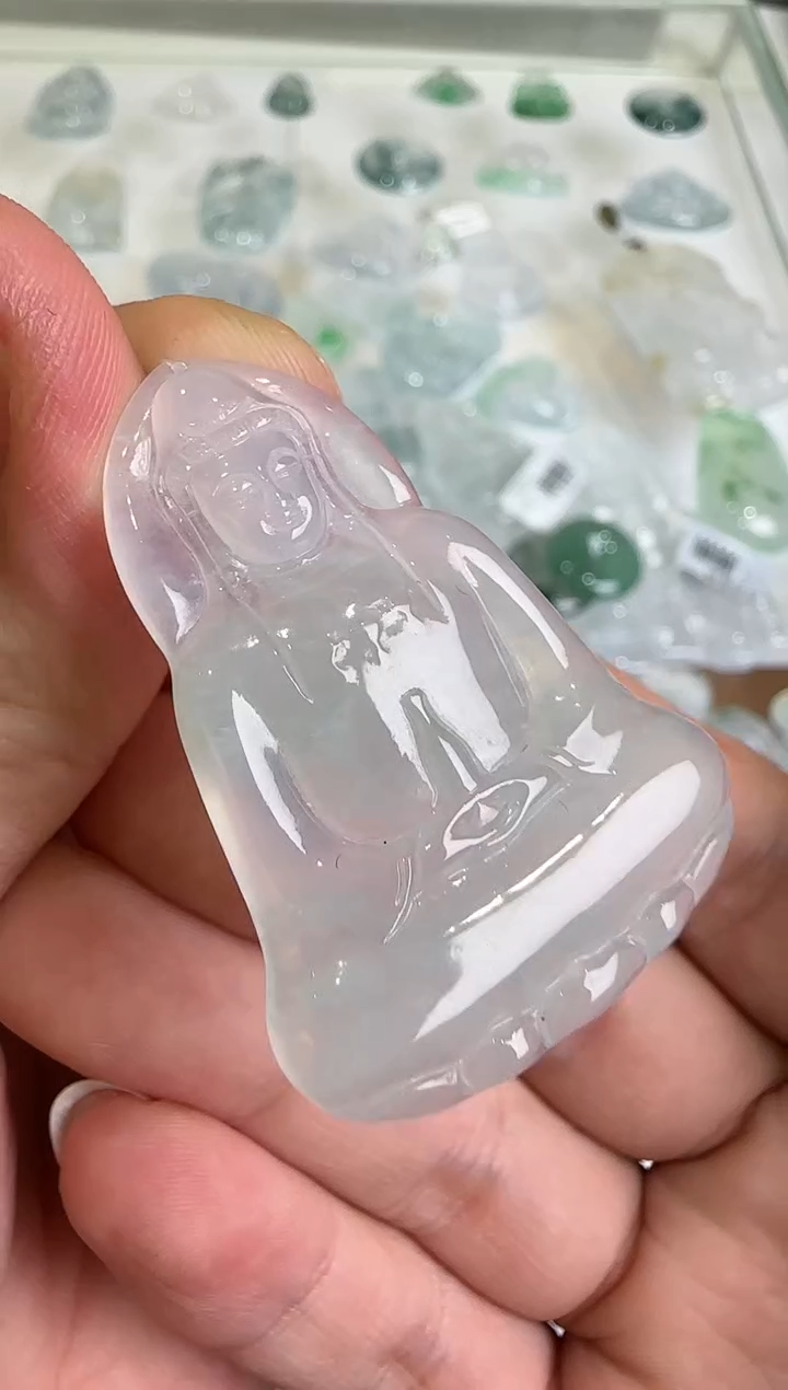 【闪购商品】翡翠未镶嵌吊坠(不含链)··