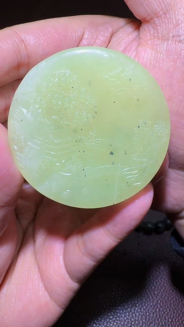 未镶嵌和田玉挂件和田玉