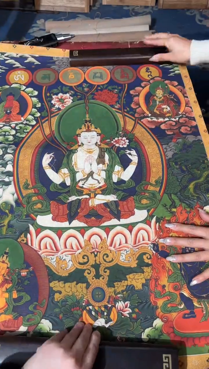 卷轴画龙妹的唐卡tk16