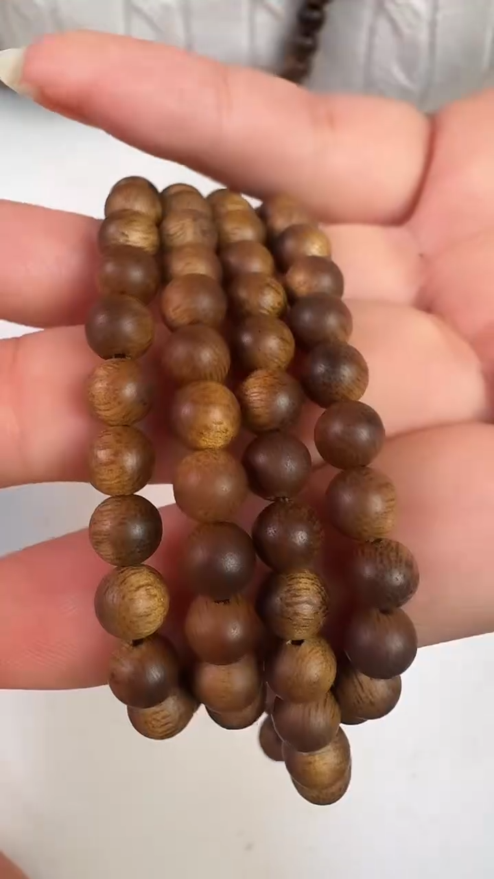 沉香手串越南白奇树心油0.6多圈手串