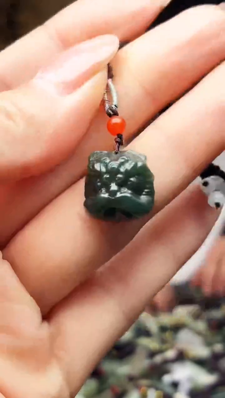 颈饰未镶嵌和田玉多样性发货，拍一发一