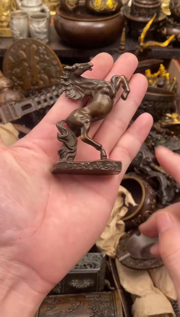 1案台摆件 物品摆件