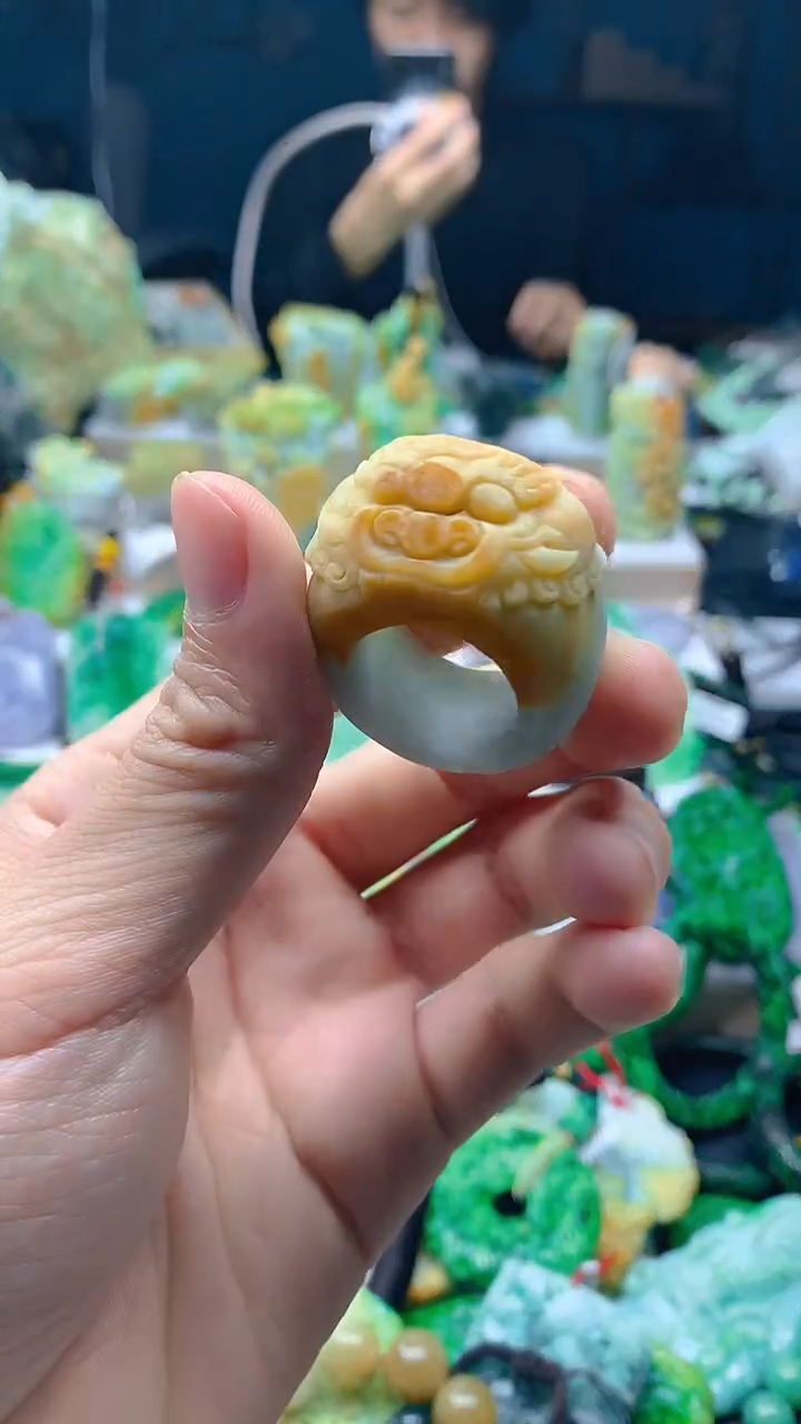 颈饰未镶嵌翡翠天然缅甸翡翠a货18