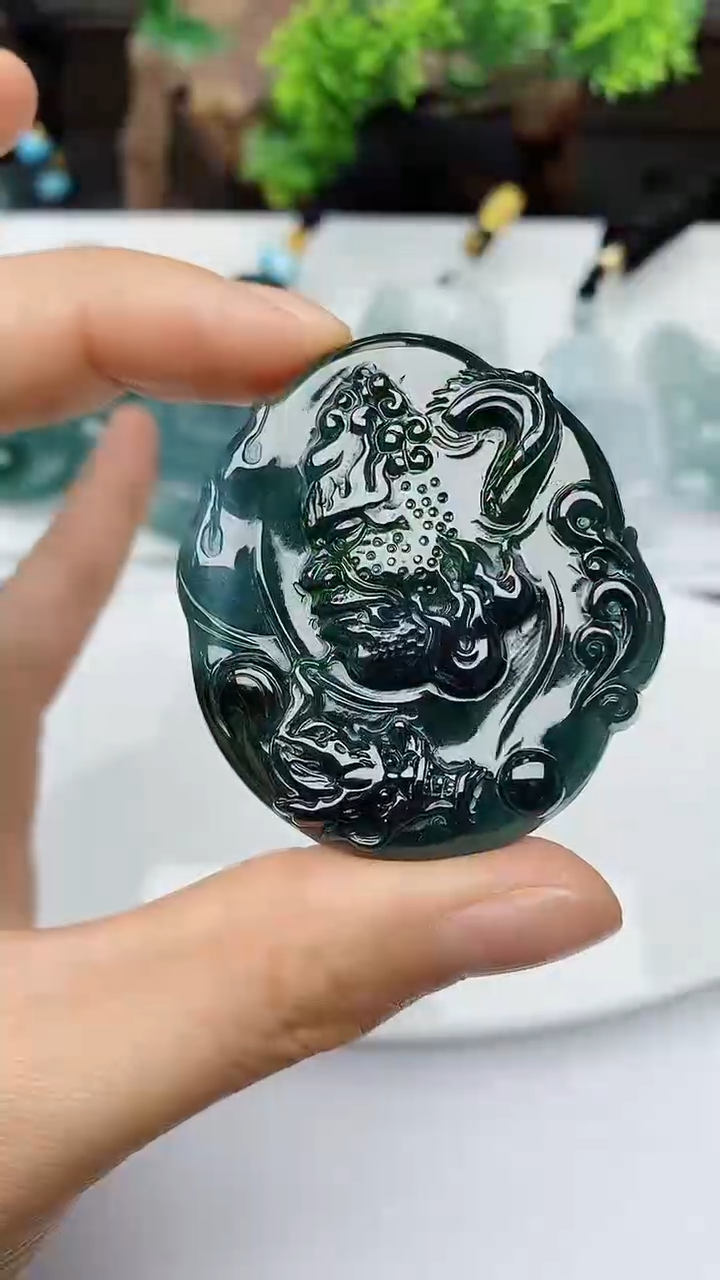 【闪购商品】翡翠颈饰未镶嵌