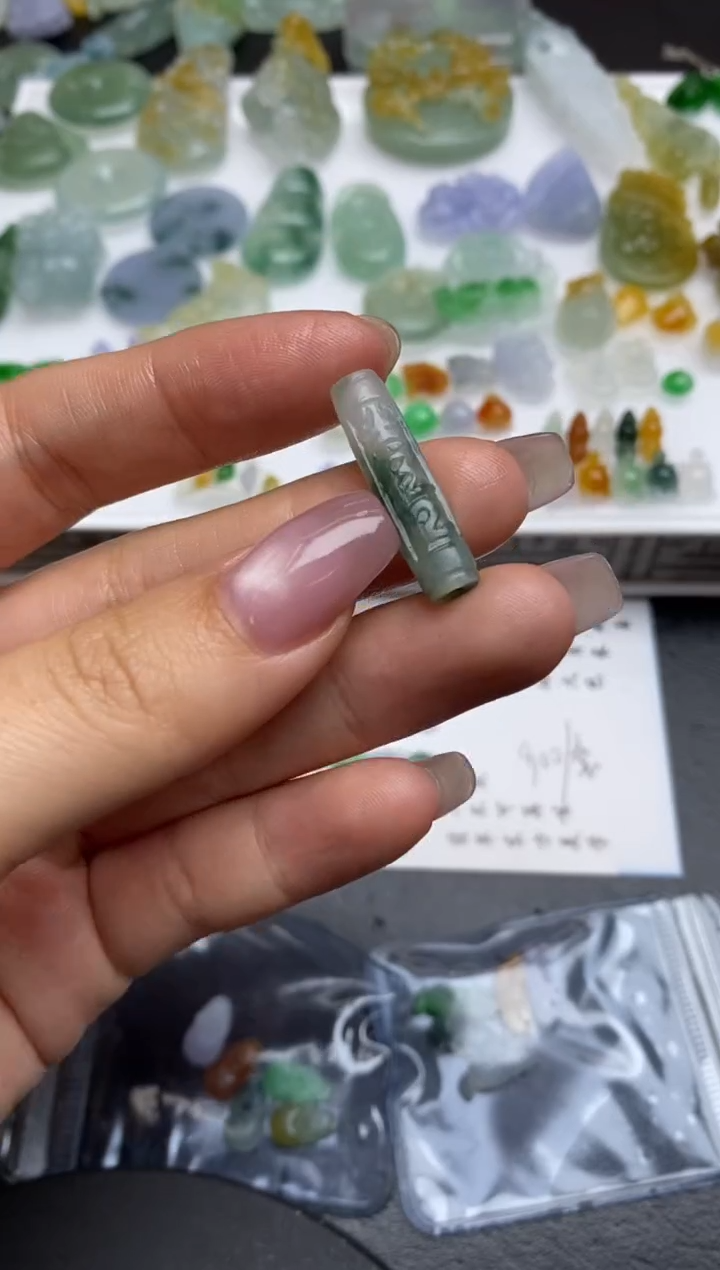 【闪购商品】定制翡翠未镶嵌翡翠毛货~