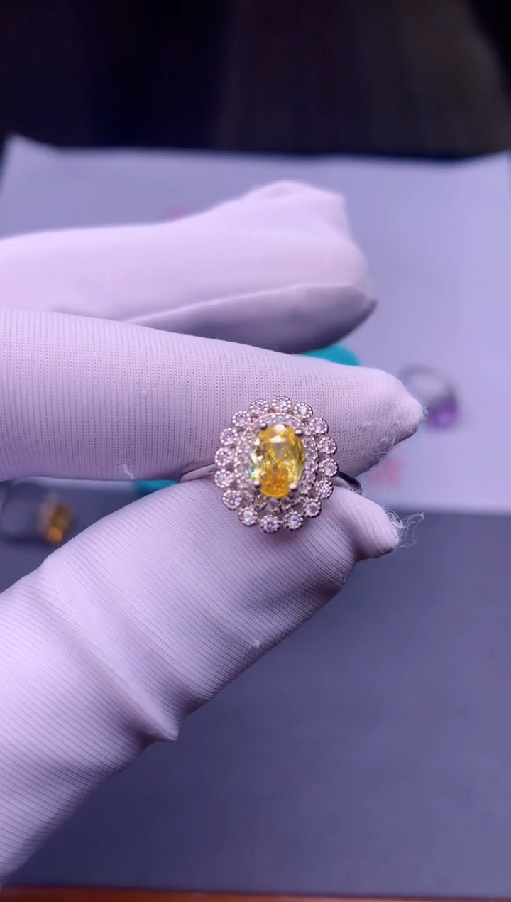 【闪购商品】蓝宝石戒指银S925镶嵌............