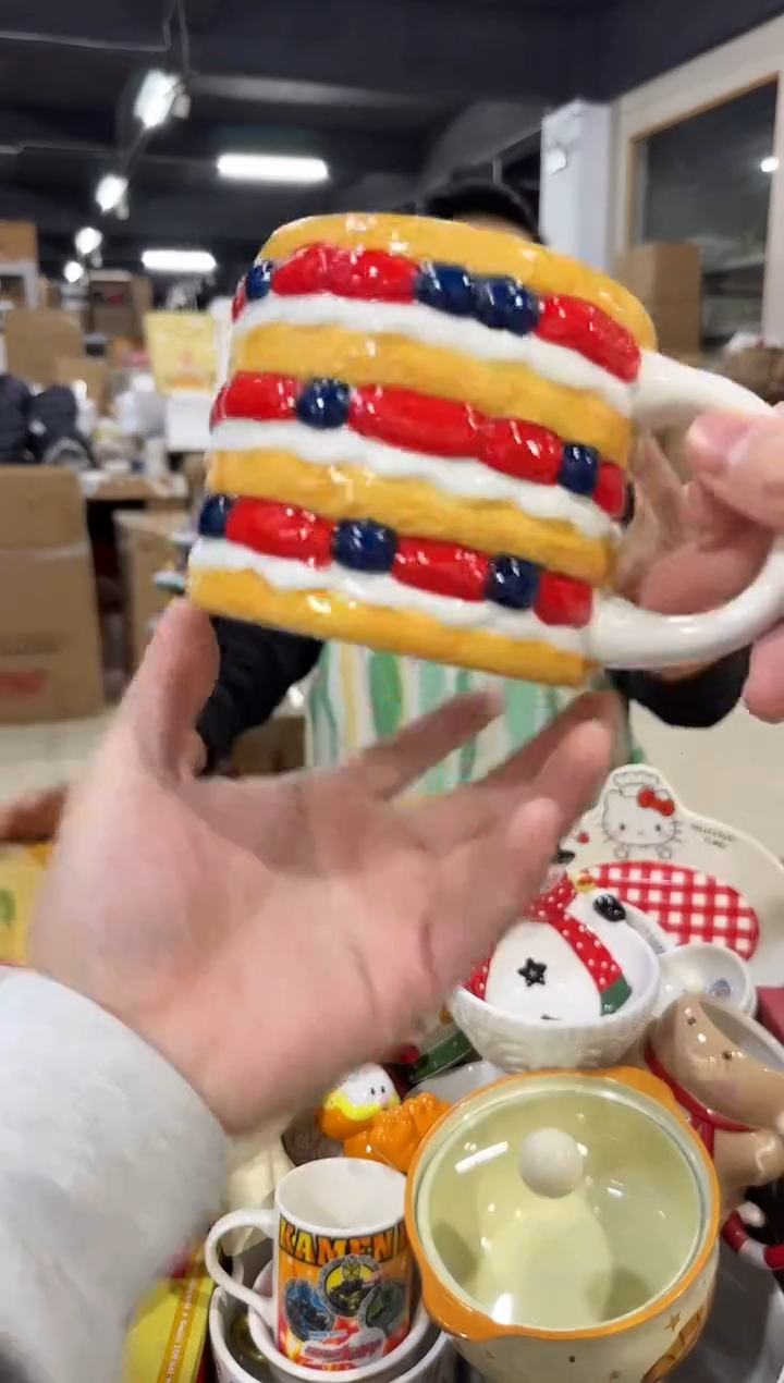 瓷片千层蛋糕水杯