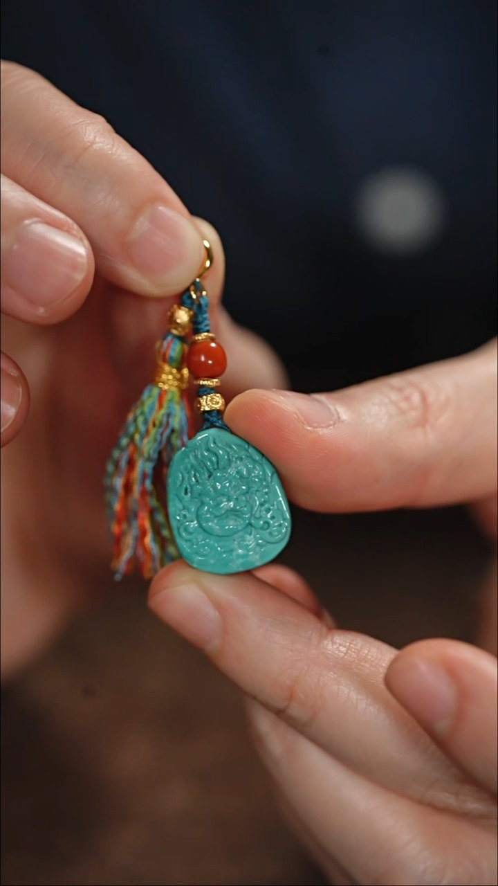 ·侧挂 黄财  长2宽1.5