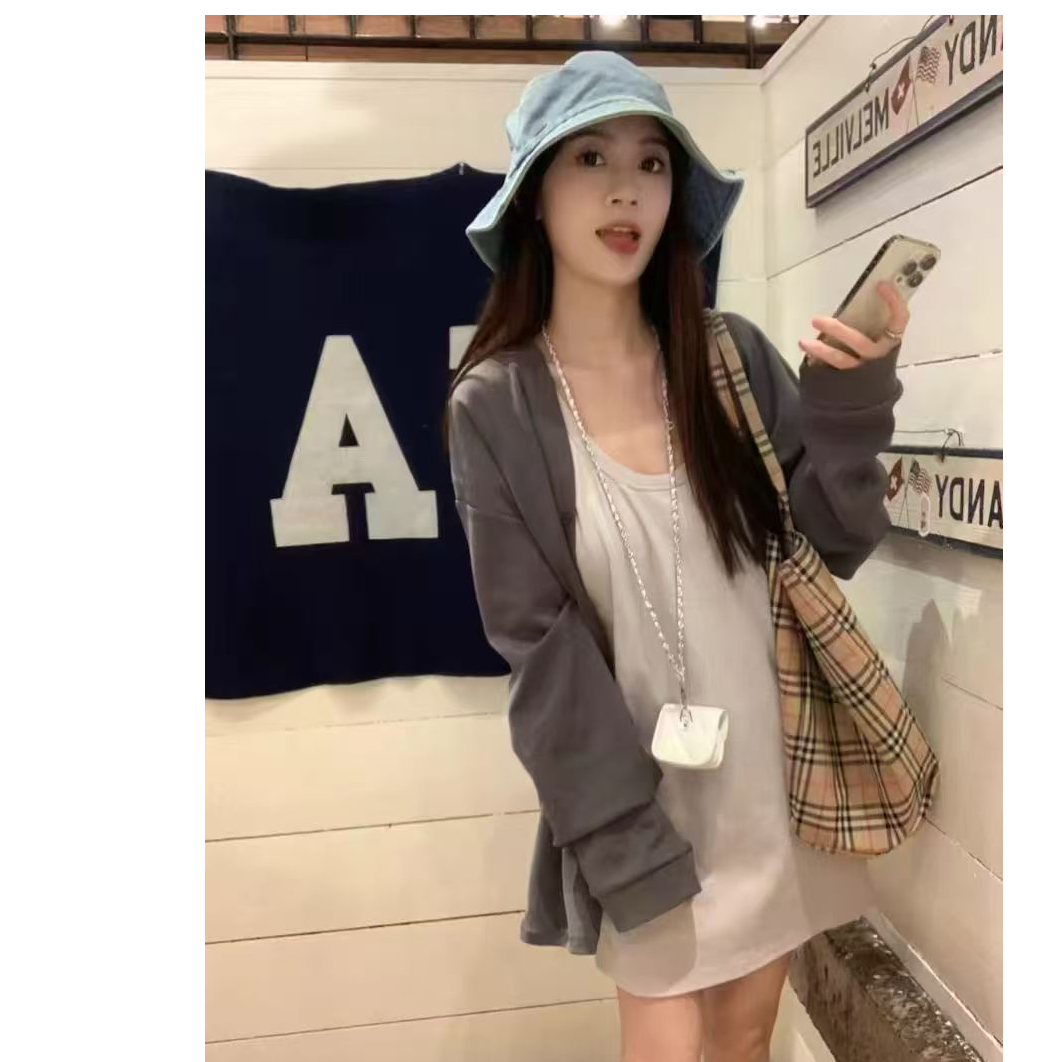 宽松长袖开衫外套女春季新款U领辣妹风中长款背心T恤时尚套装