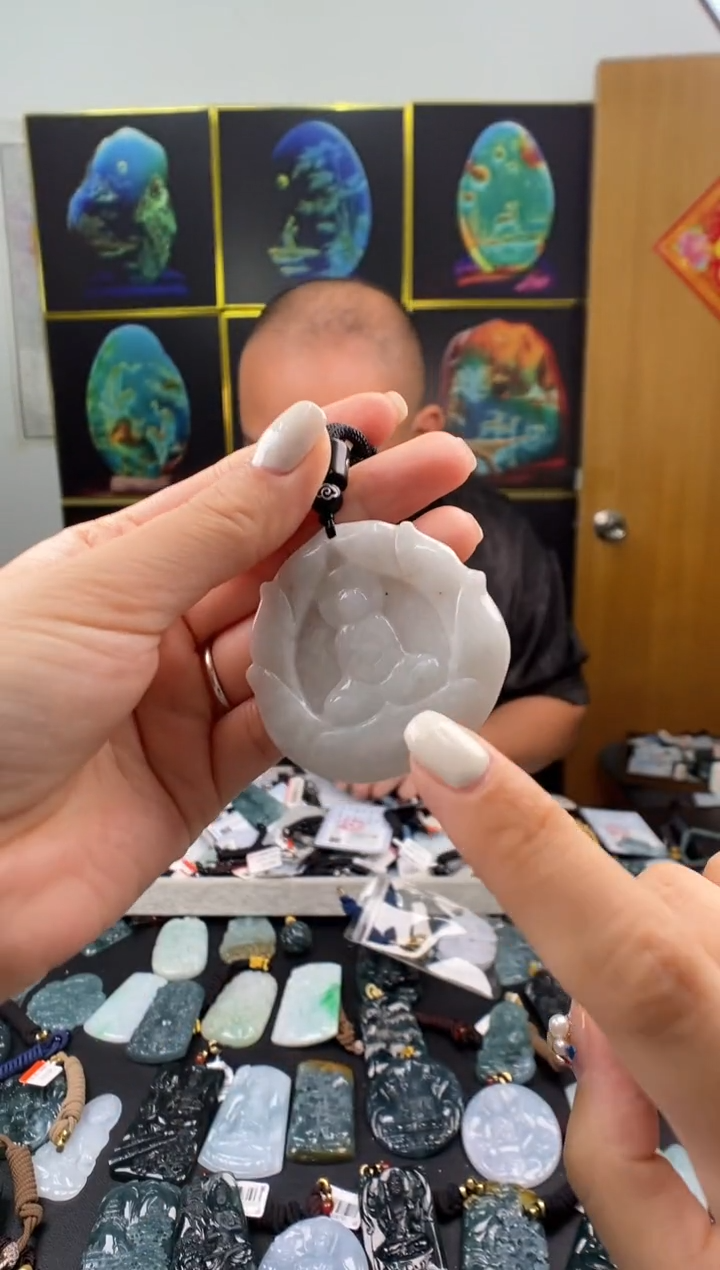 颈饰未镶嵌翡翠多样性发其一