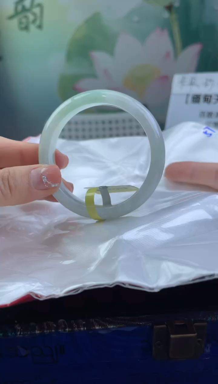 翡翠手镯未镶嵌14翡翠手镯