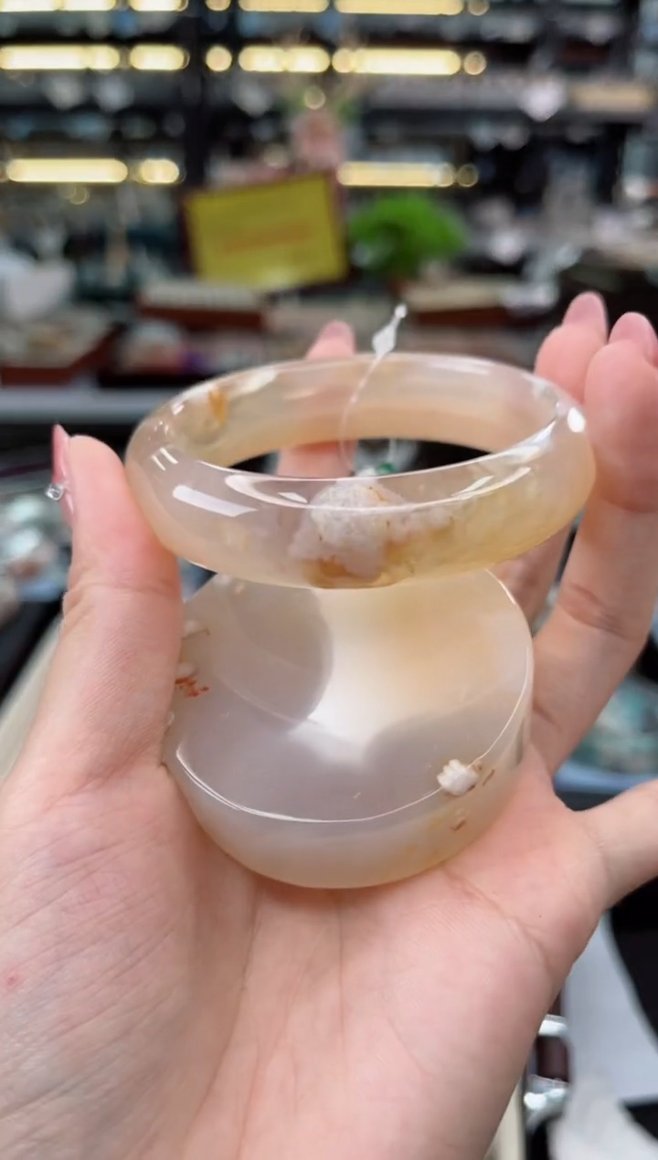 【闪购商品】石英质玉手镯未镶嵌57圈口（赠品镯心）3572294