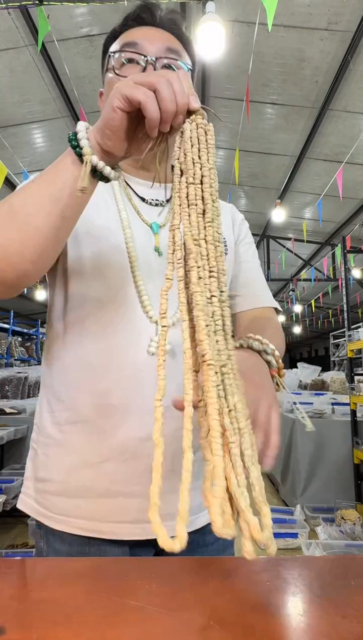 柏香籽/百香籽手串A31实物为准