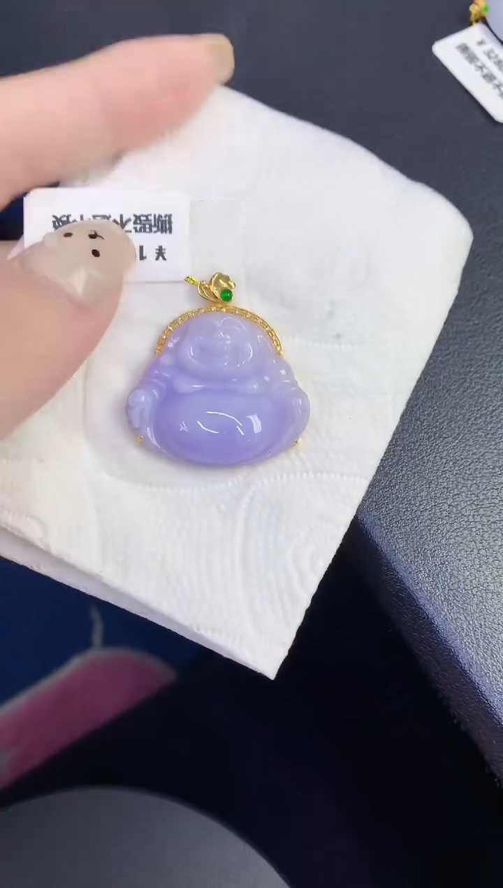 颈饰18K金镶嵌翡翠缅甸天然翡翠A货