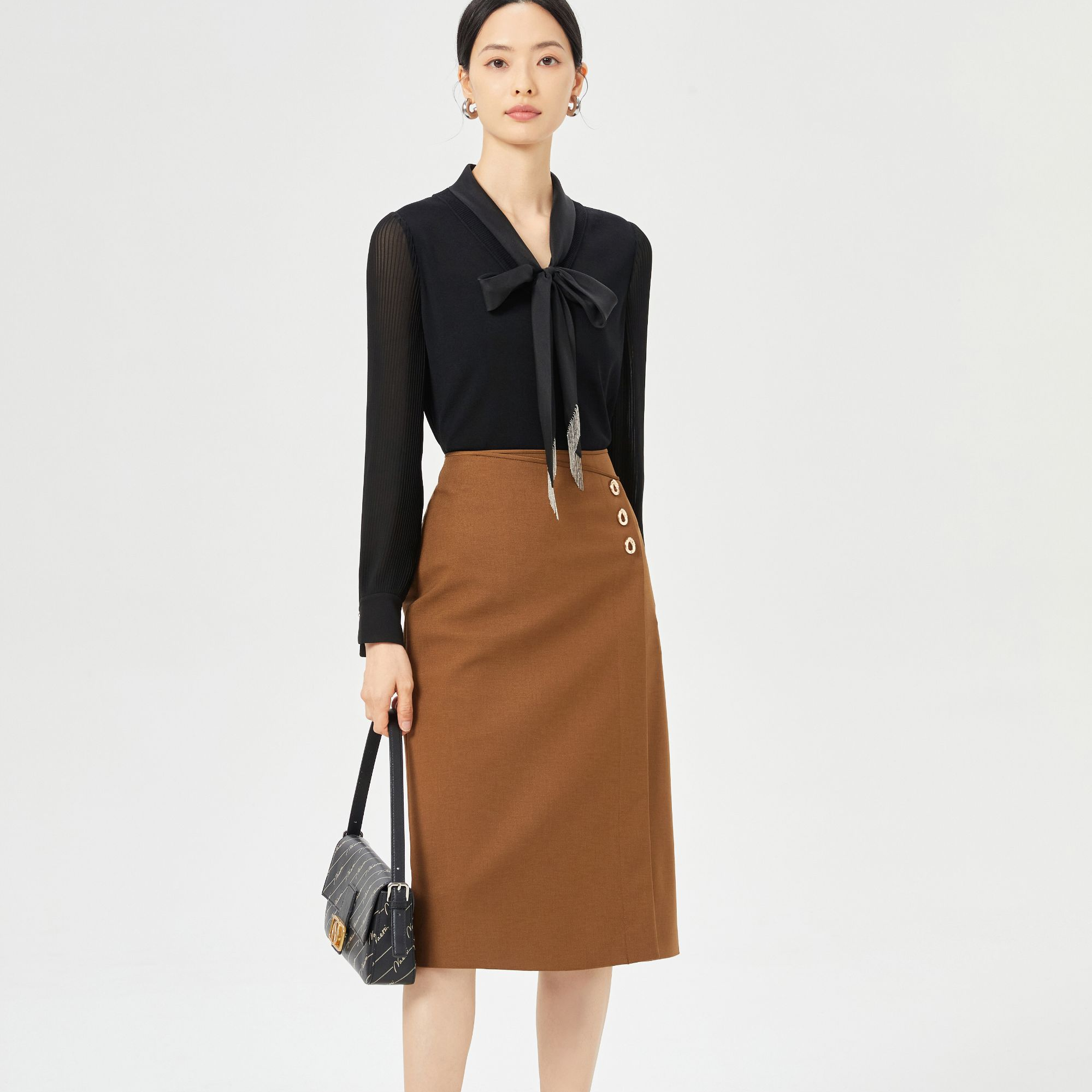 娜尔思.灵气质时尚优雅显瘦女款长袖毛针织衫LZ03080W0