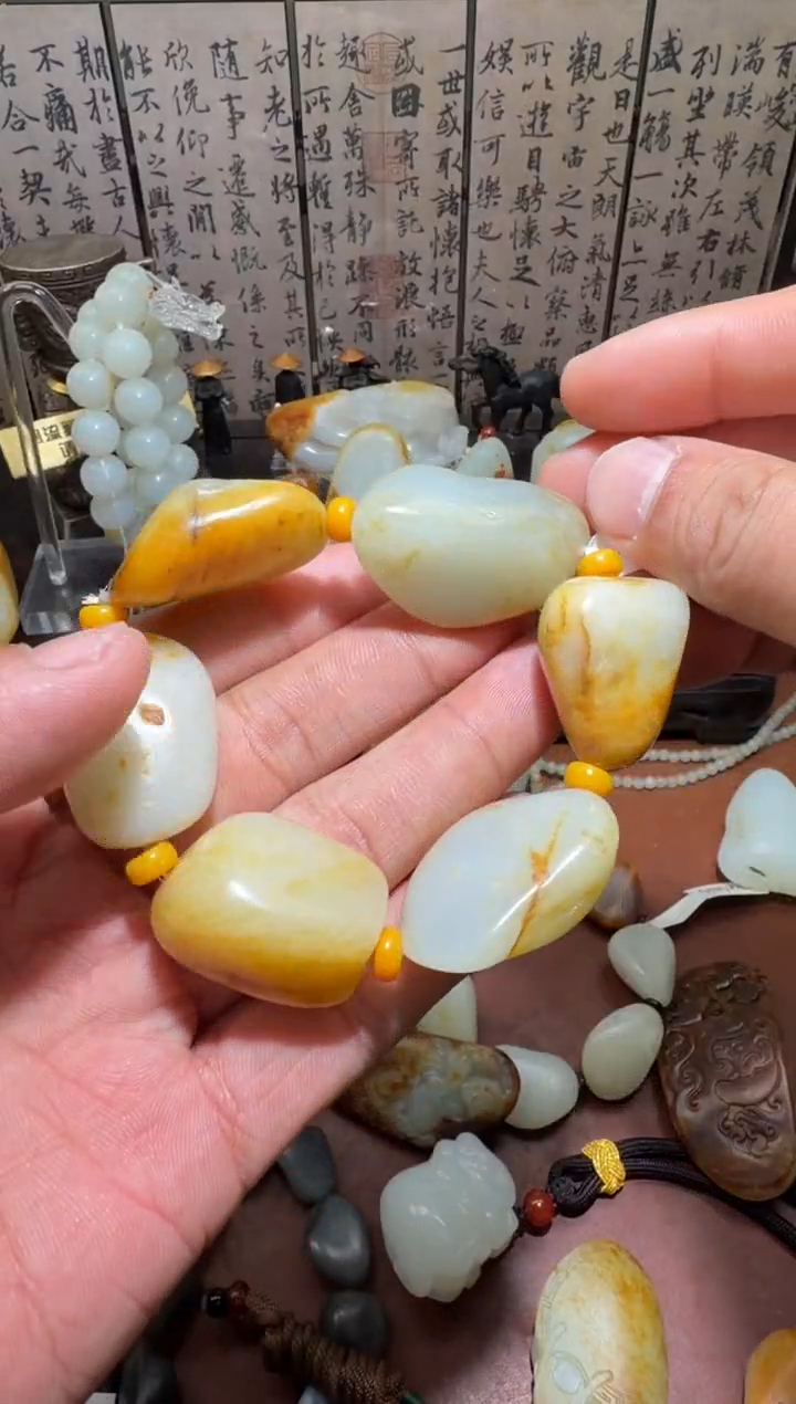 未镶嵌和田玉挂件和田玉