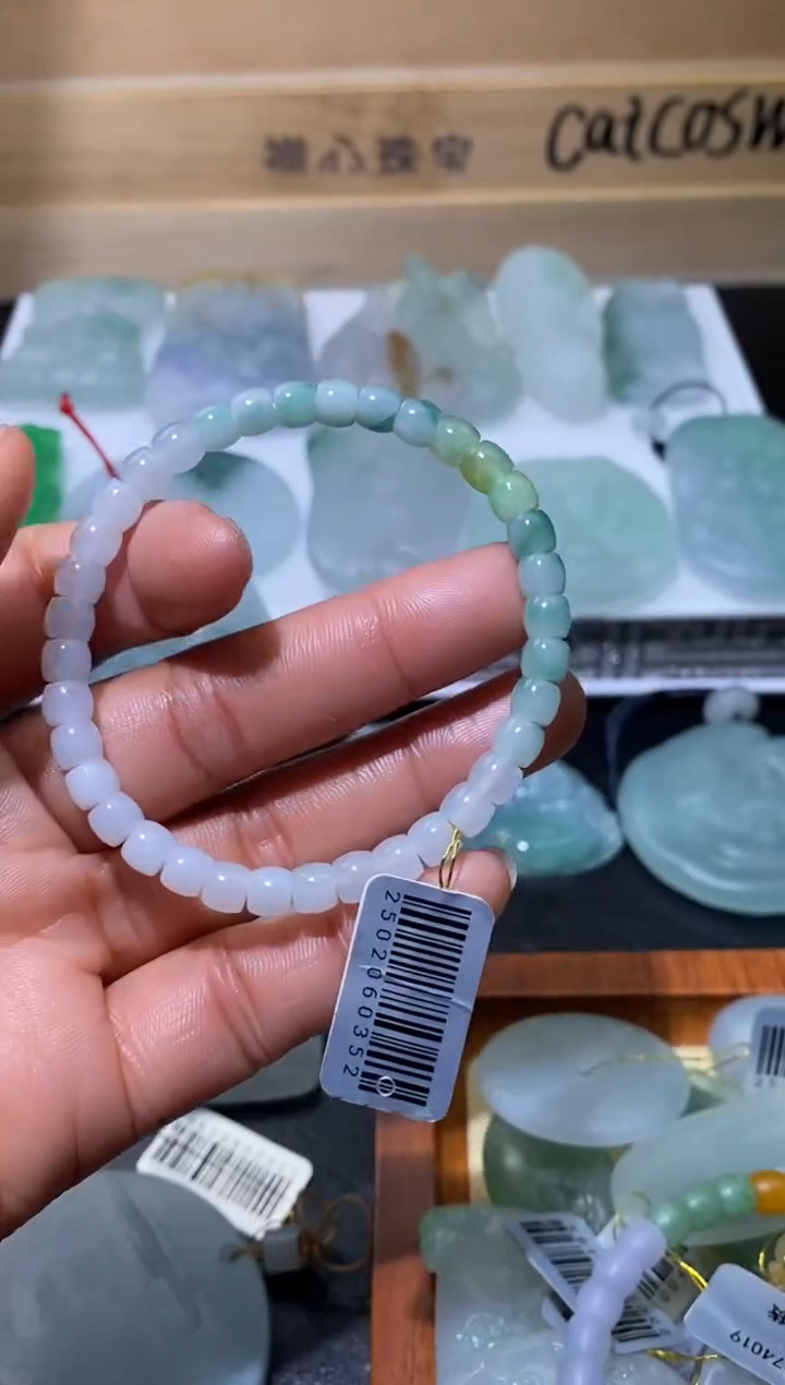 【闪购商品】定制翡翠未镶嵌翡翠毛货~