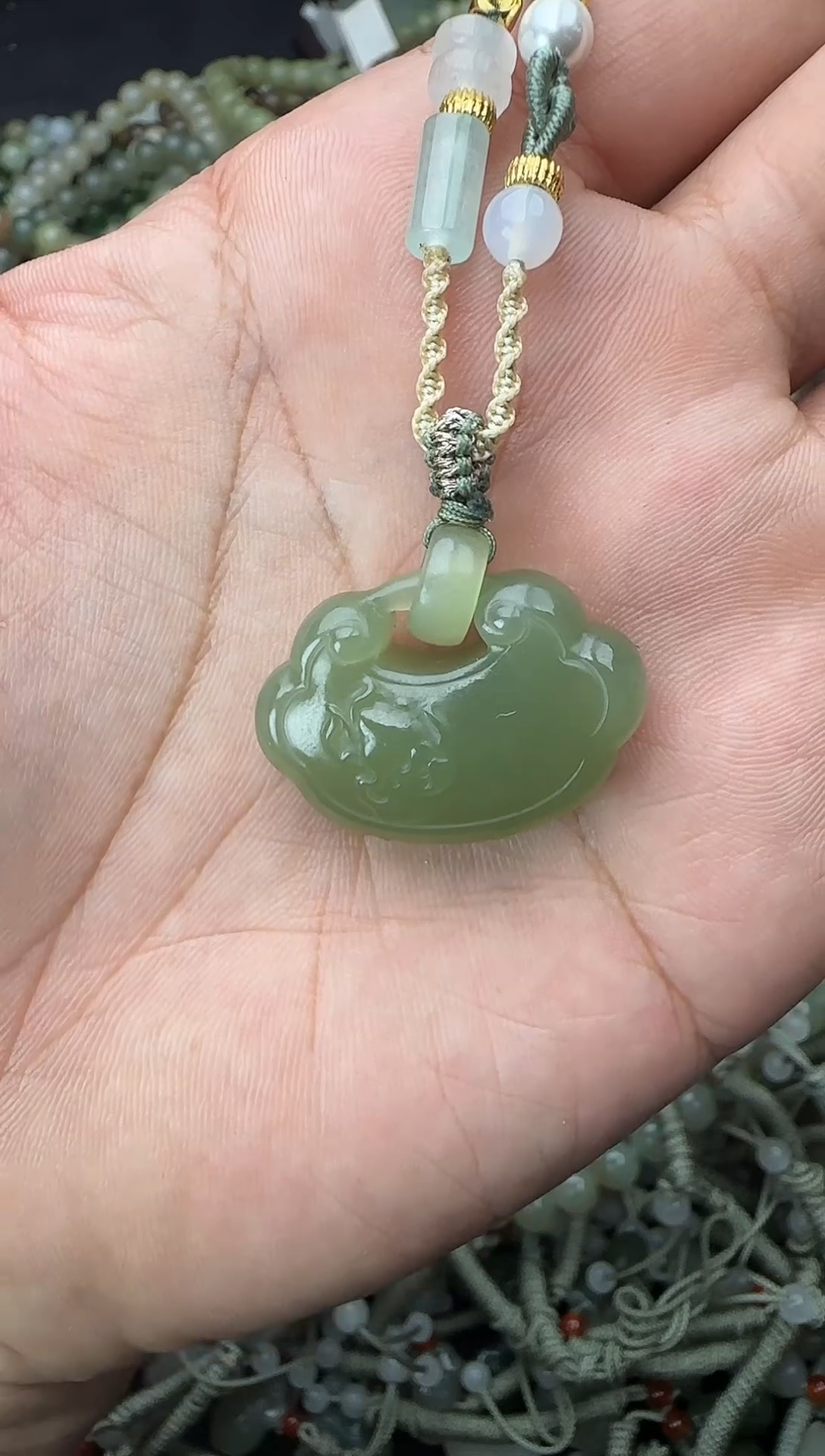 颈饰未镶嵌和田玉拍一发一