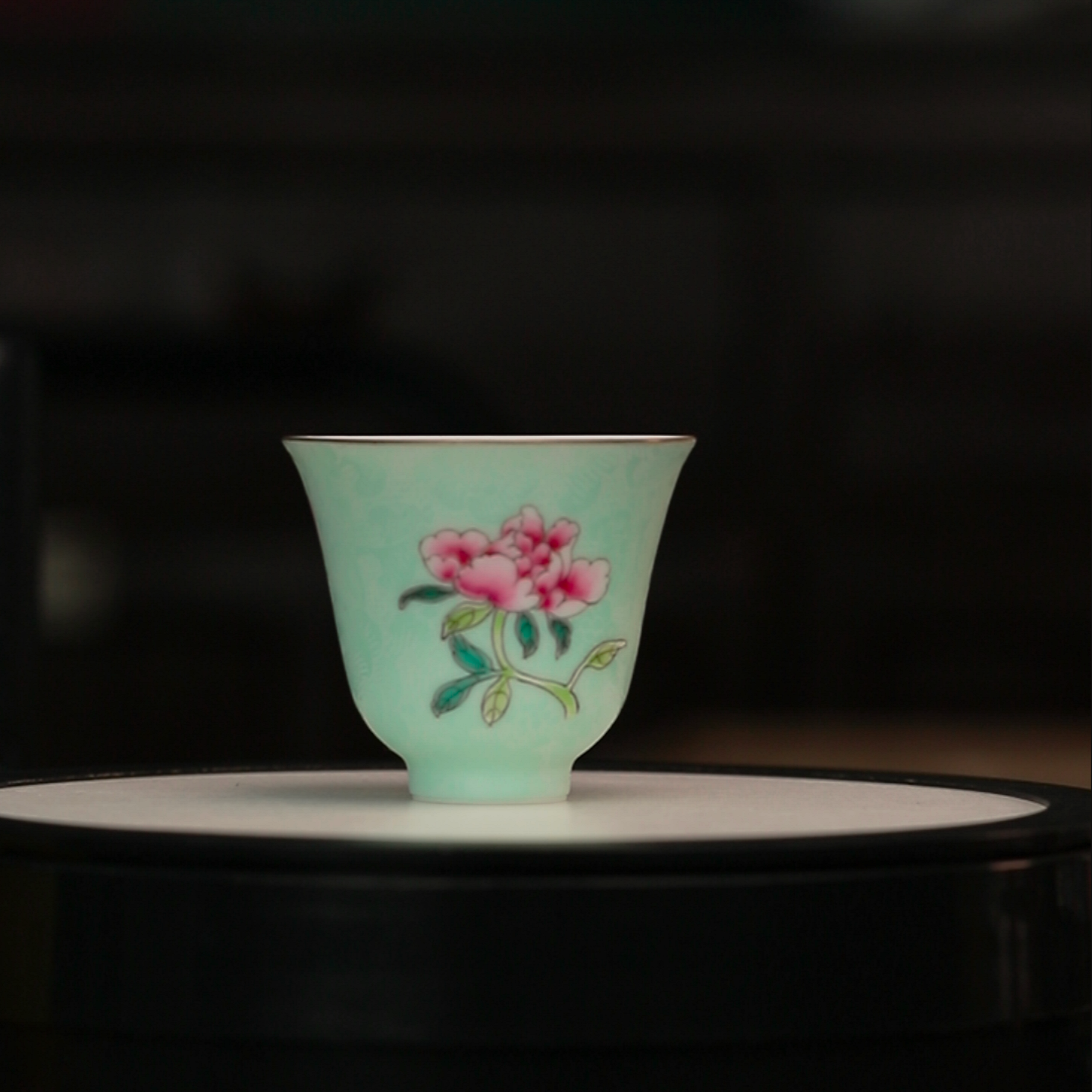 12.5/A00812/何平窑/珐琅彩绿色牡丹杯