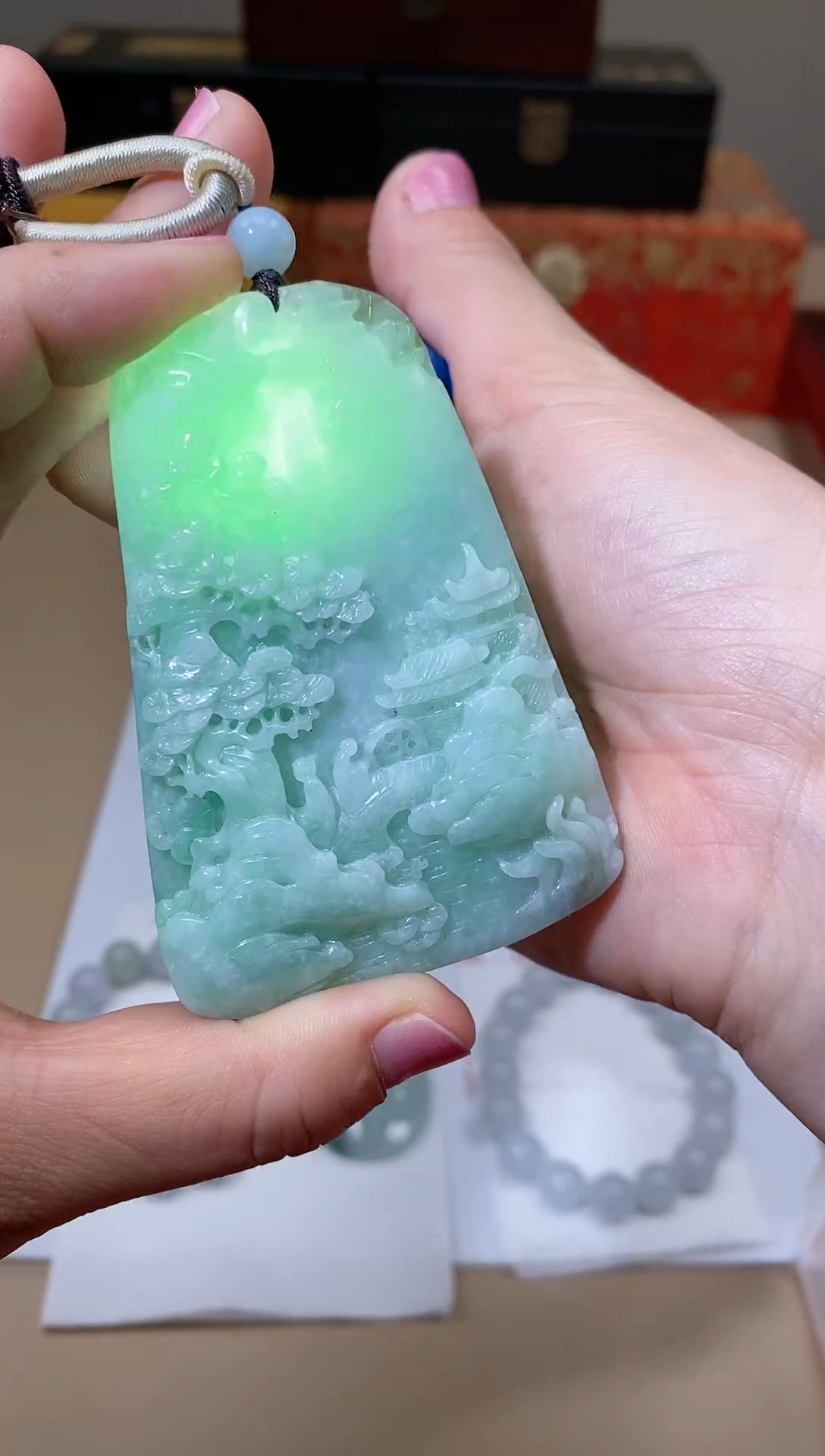 【闪购商品】翡翠颈饰未镶嵌天然A货翡翠