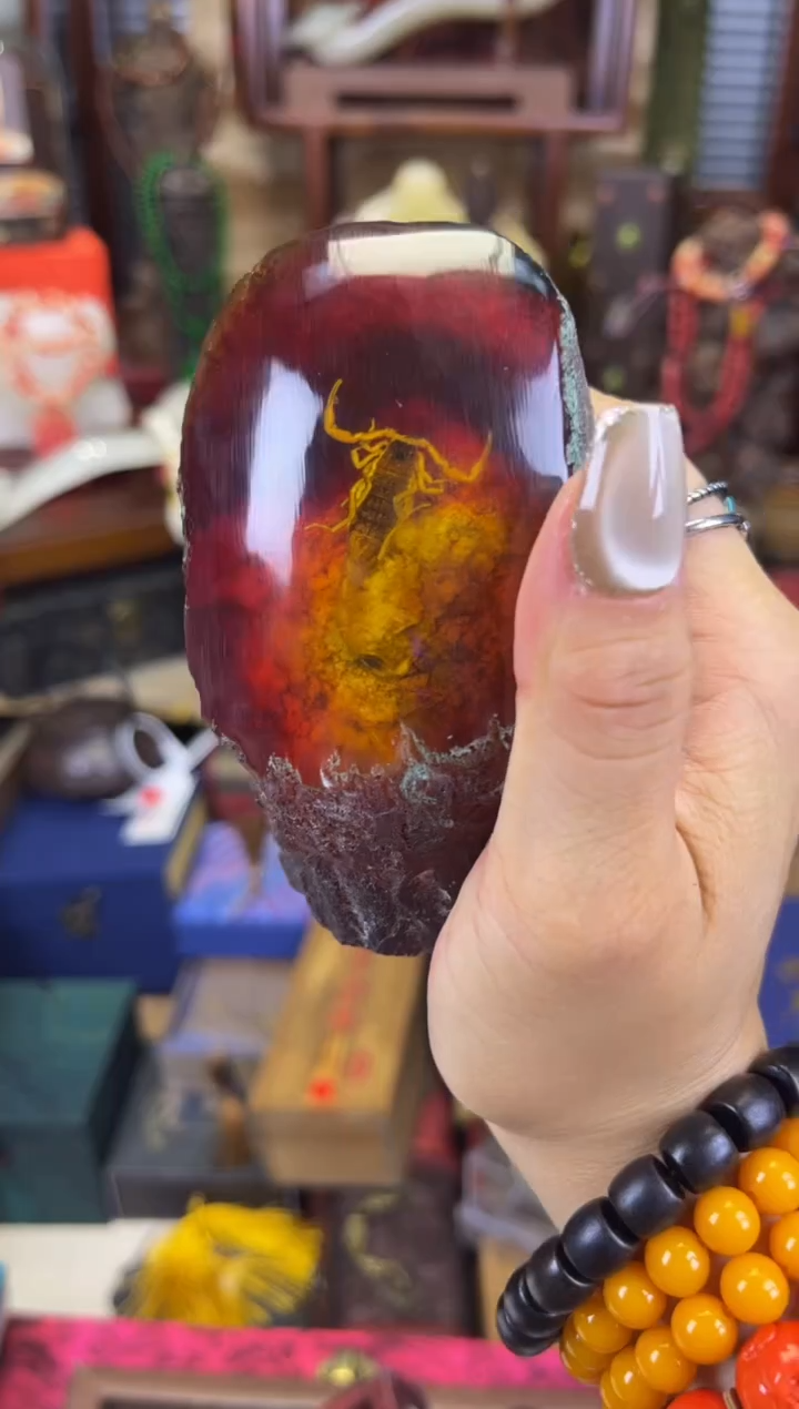 未镶嵌琥珀裸石天然·原矿