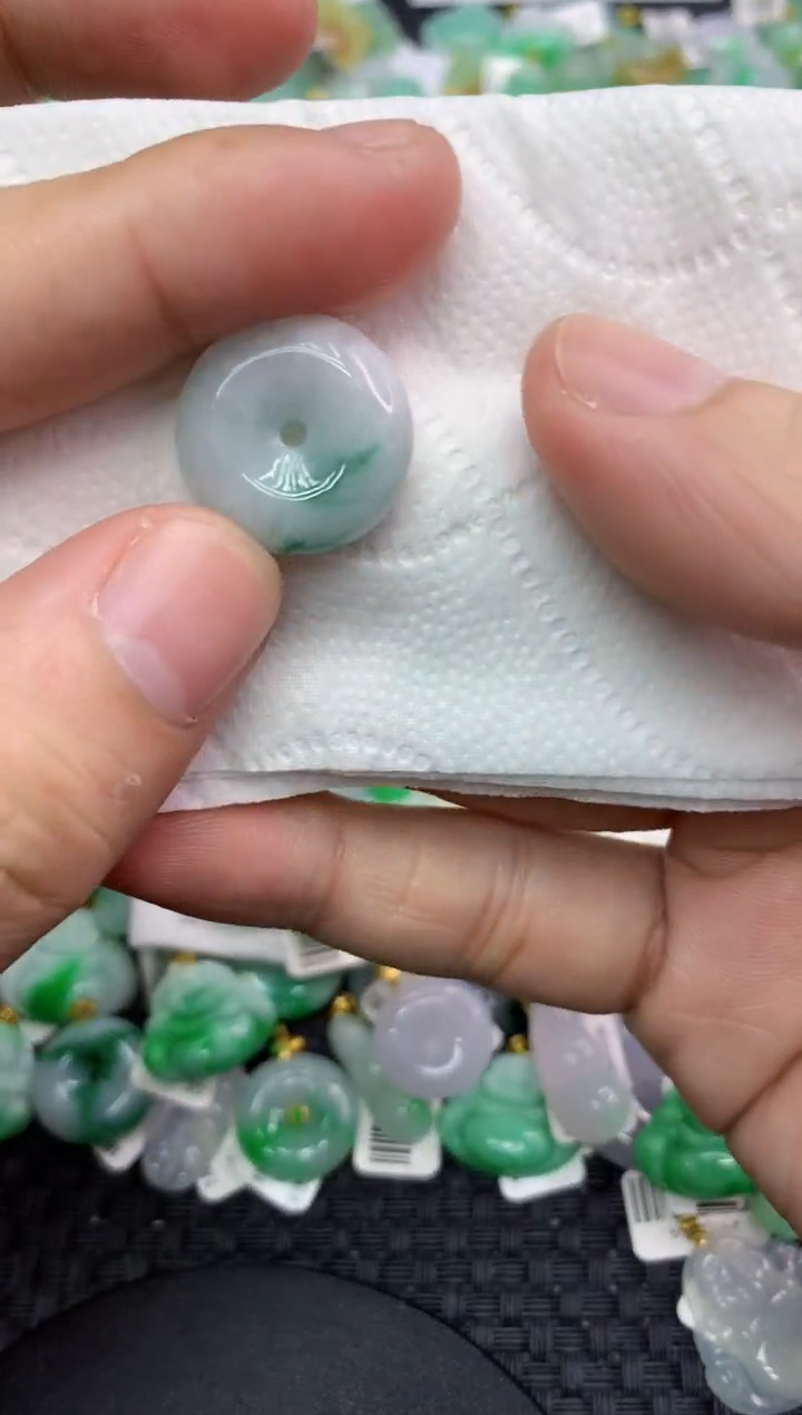 翡翠未镶嵌颈饰11111111