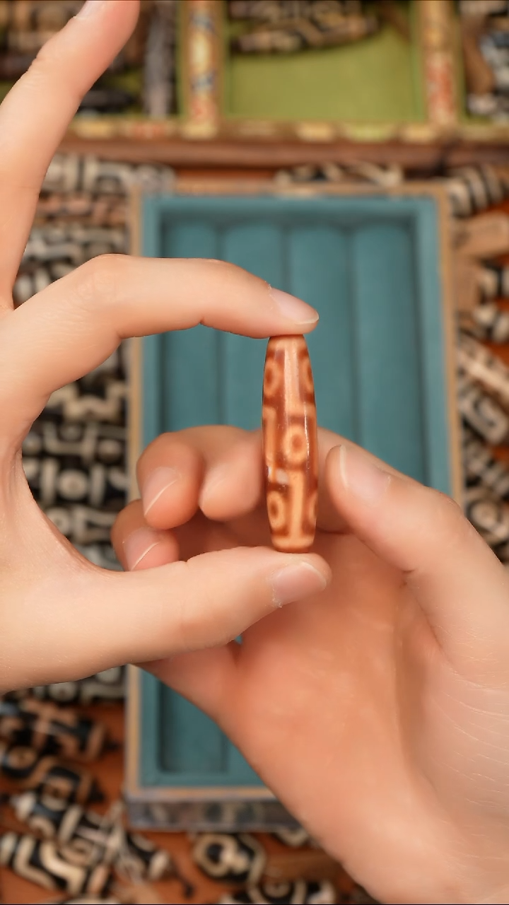 未镶嵌天珠玛瑙/玉髓D0124小卢九眼