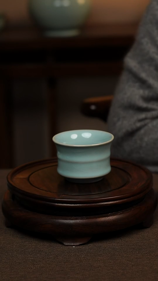 瓷片天青色束腰竹节杯100ml微瑕不带礼盒