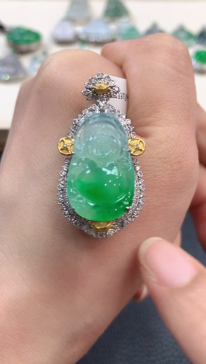 【闪购商品】翡翠吊坠(不含链)18K金镶嵌n101       