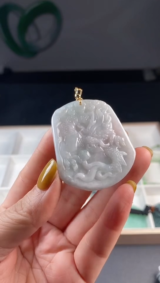 【闪购商品】翡翠颈饰未镶嵌00000000