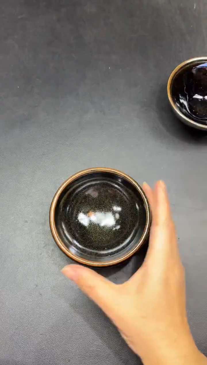 茶盏81微瑕            