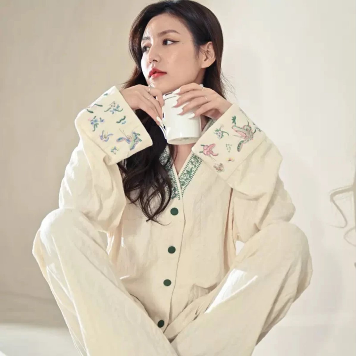 【花翊】2025年秋冬款海岛绒甜美舒服宽松长袖家居服睡衣套装