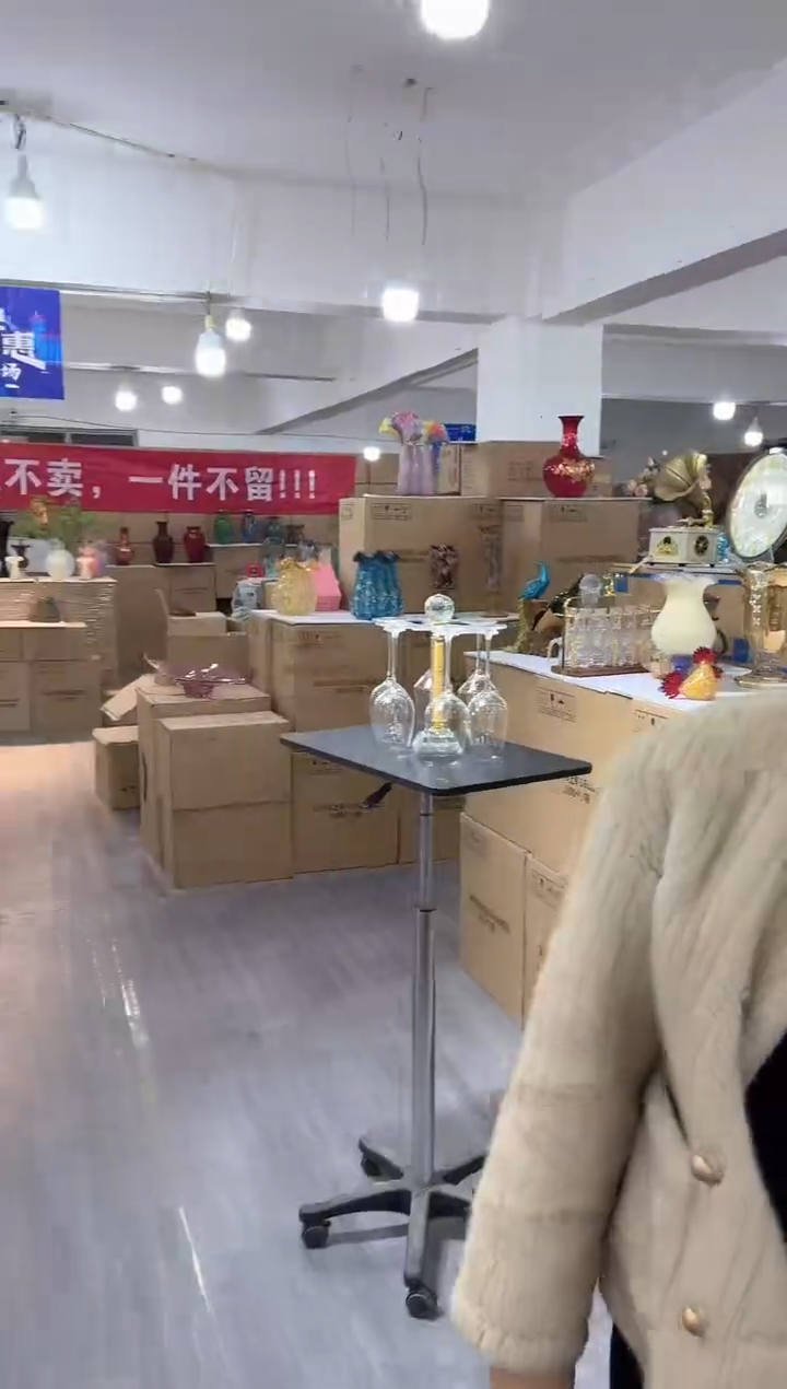 【闪购商品】琉璃静姐花器E-品36-红酒杯-六只