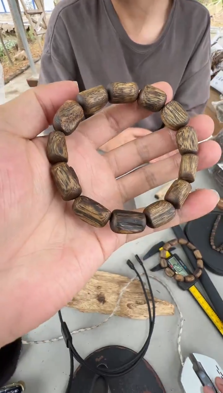 沉香沉香枕树心油11+单圈多样性发一