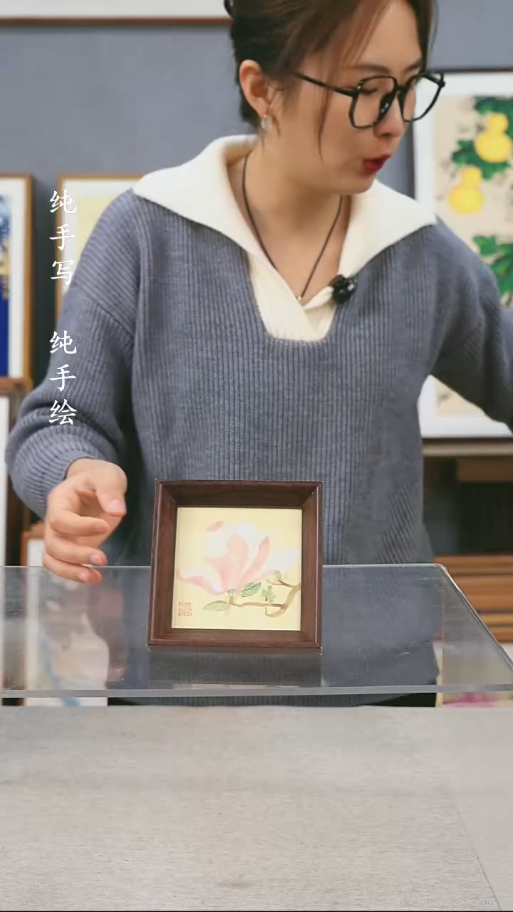 【闪购商品】国画5寸-小摆台作品-刘凤娜玉兰花