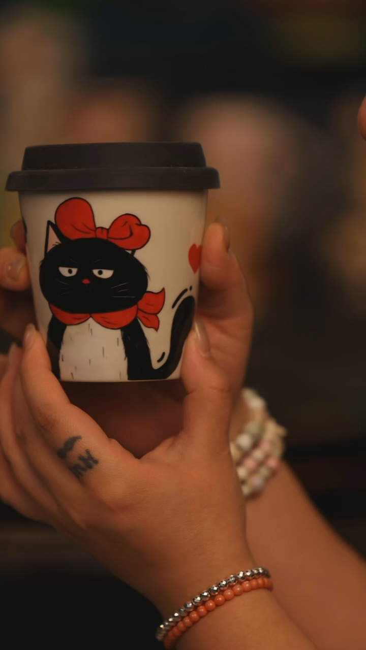 【闪购商品】摆件景德镇釉下彩绘设计师款式陶瓷