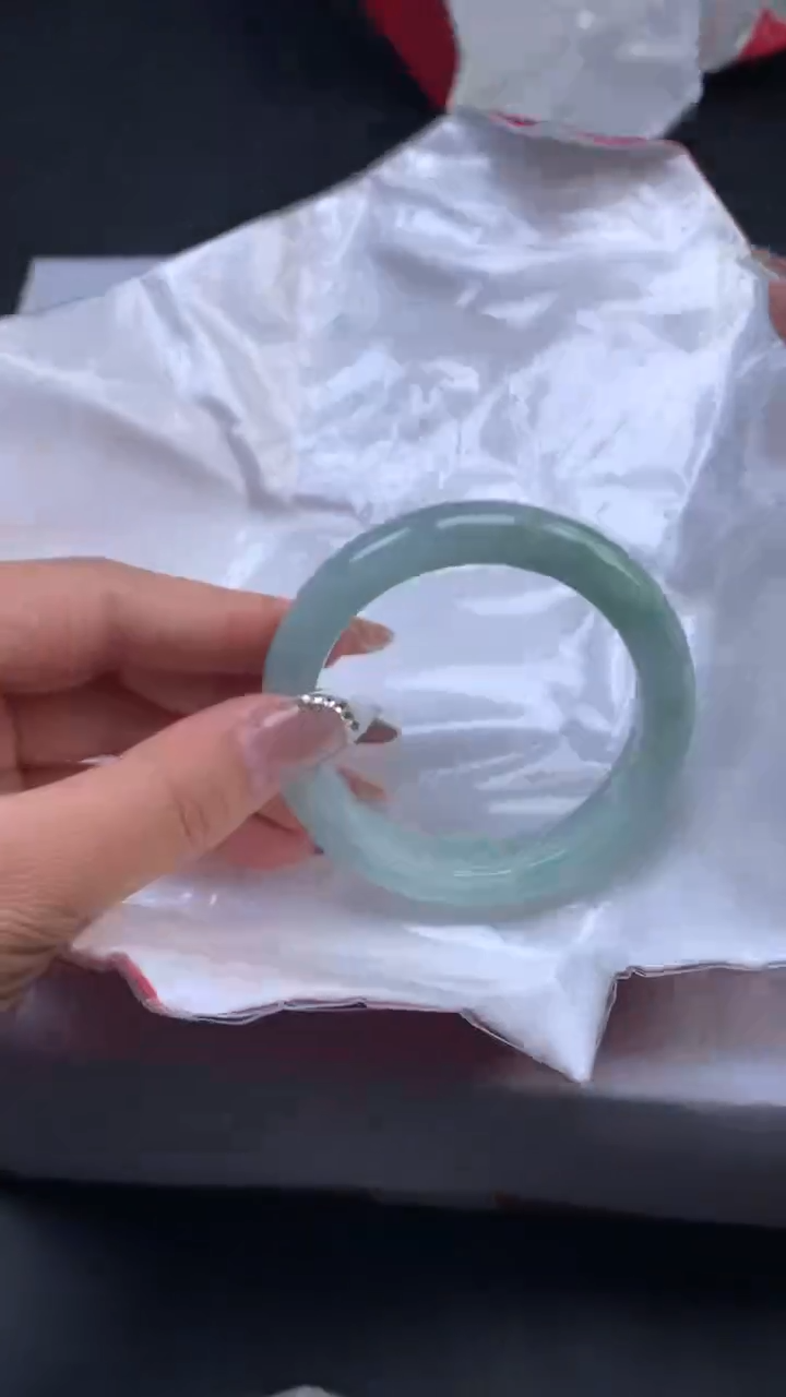 【闪购商品】翡翠手镯未镶嵌天然缅甸A货翡翠手镯
