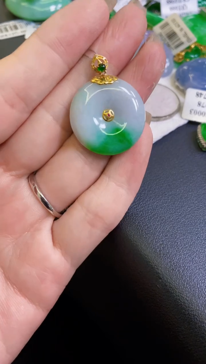 【闪购商品】定制翡翠18K金镶嵌瓜