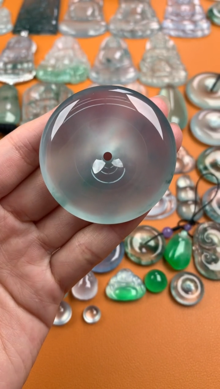 【闪购商品】翡翠颈饰未镶嵌  47.9*10