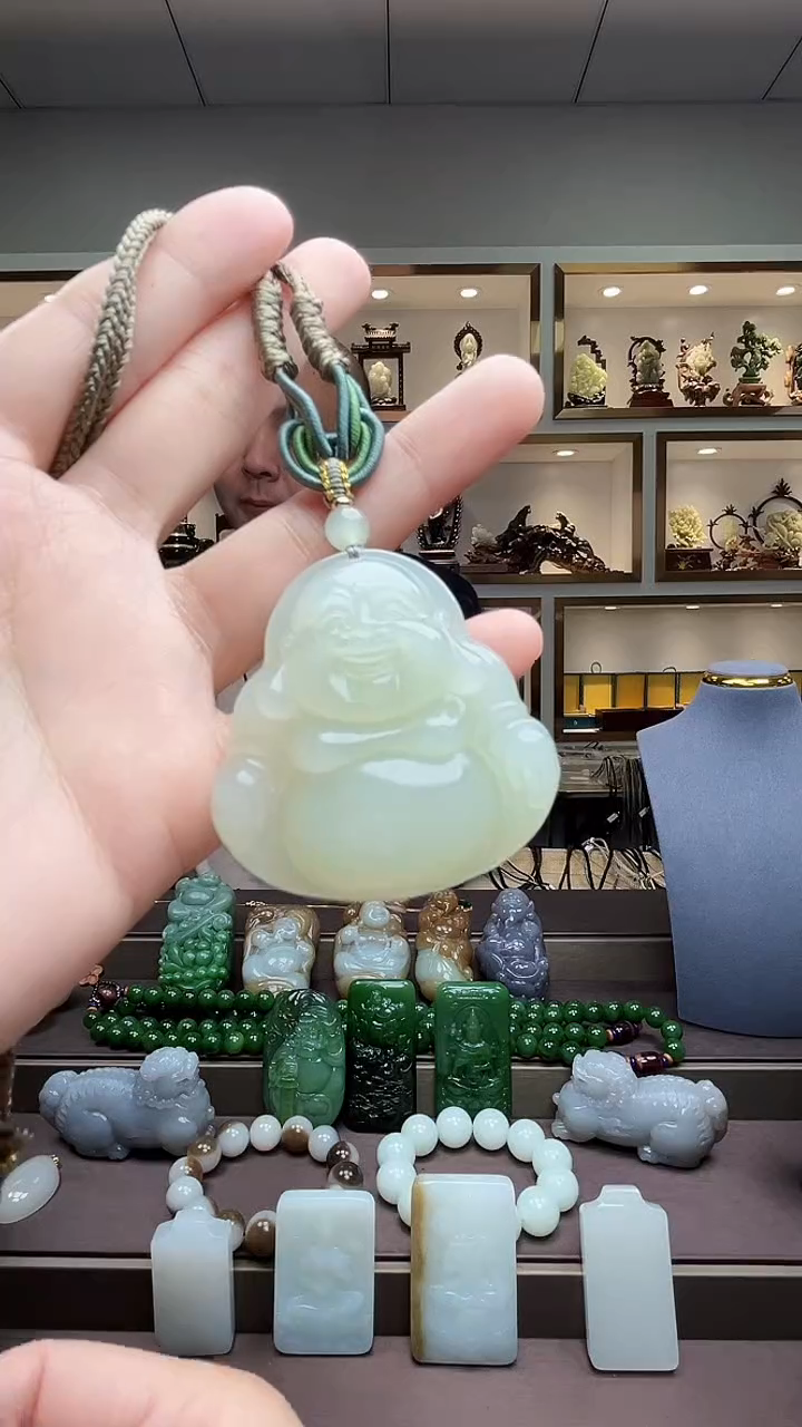 【闪购商品】和田玉颈饰未镶嵌苏