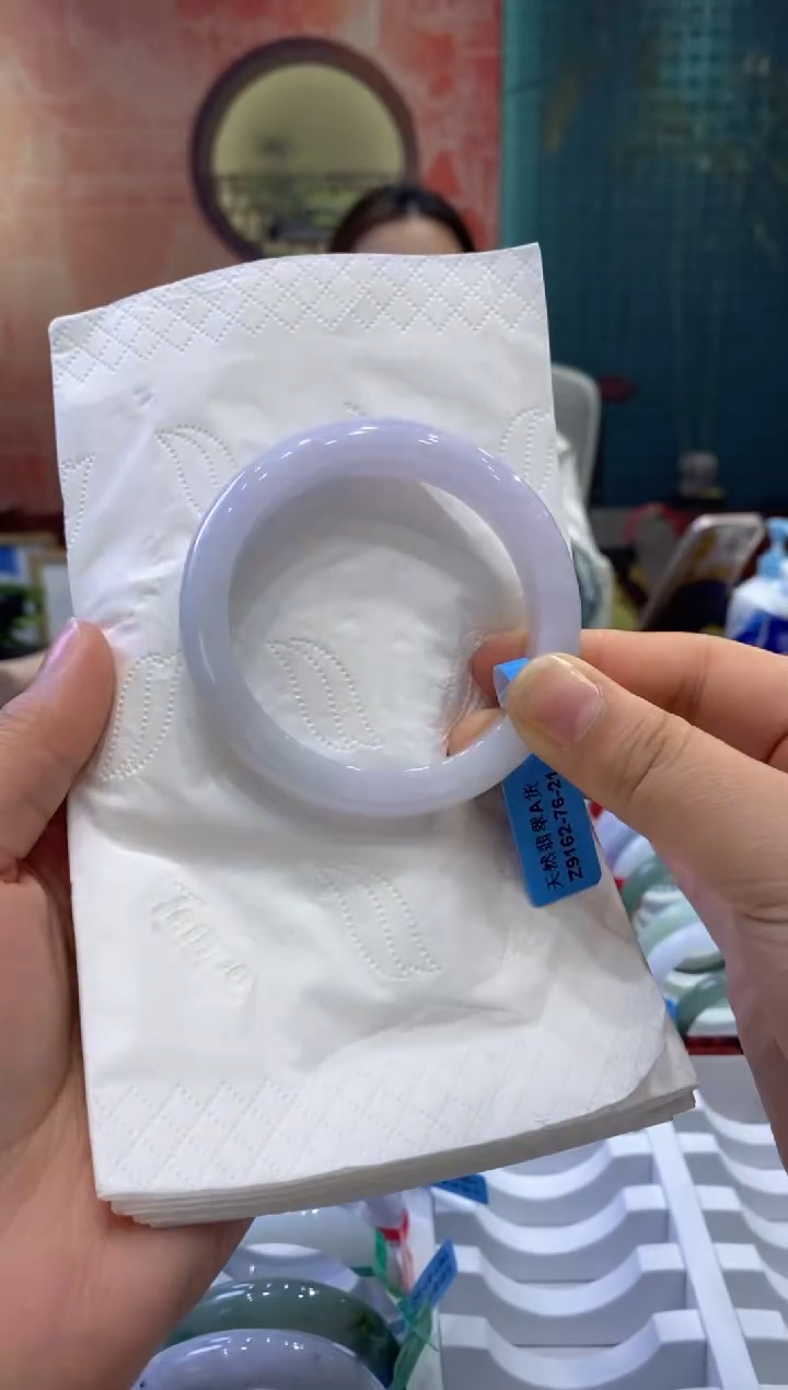 【闪购商品】翡翠手镯未镶嵌多人0008670