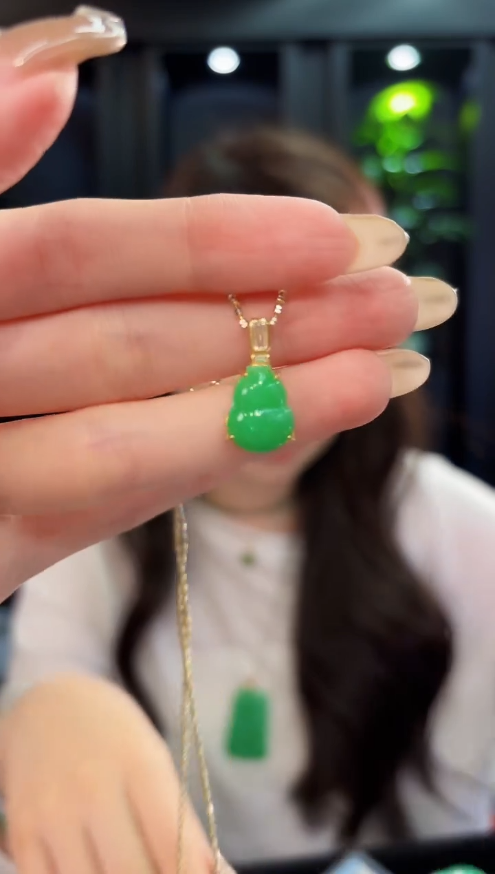 翡翠未镶嵌吊坠(不含链)缅料A货/多样性发货/一件