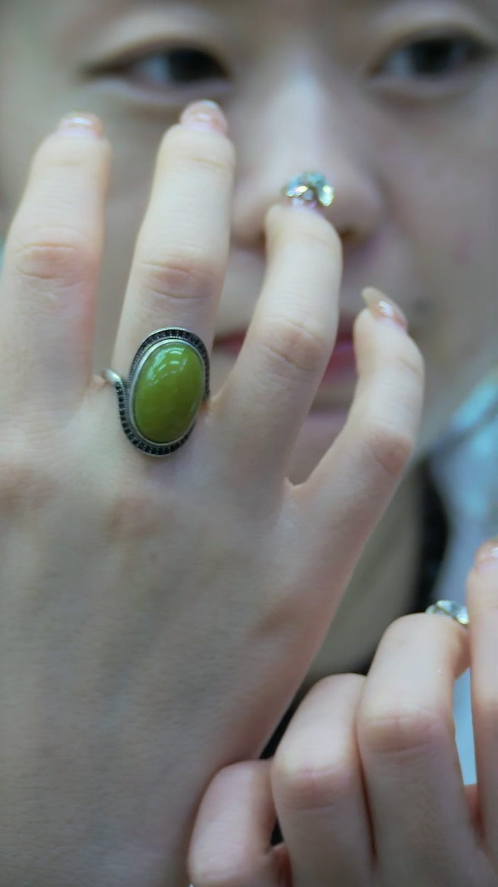 【闪购商品】蛇纹石玉戒指银S925镶嵌戒指