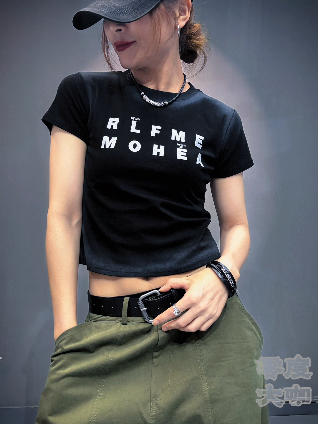 1002喷墨短款字母T恤运动纯棉户外休闲夏季修身印花