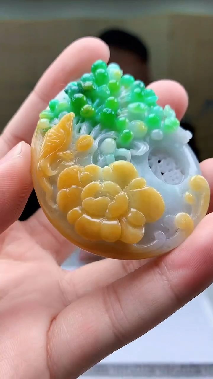 【闪购商品】定制翡翠未镶嵌4969bb-毛货挂件163