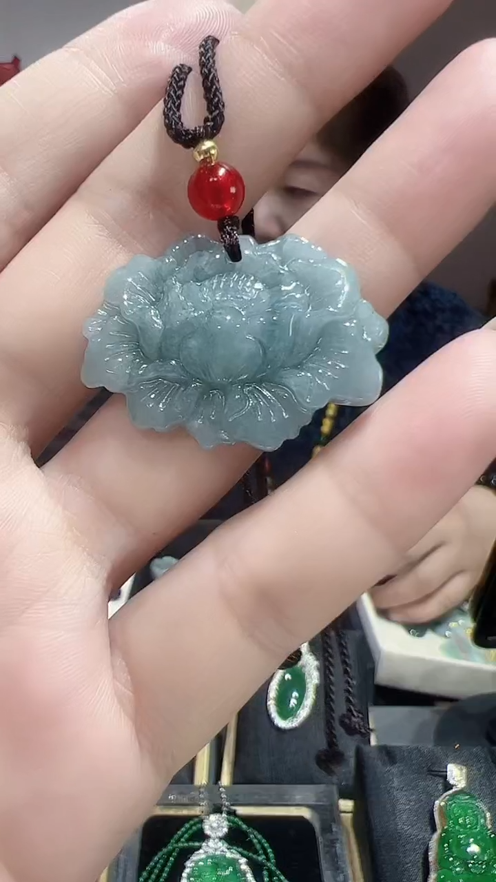 颈饰未镶嵌翡翠202592106